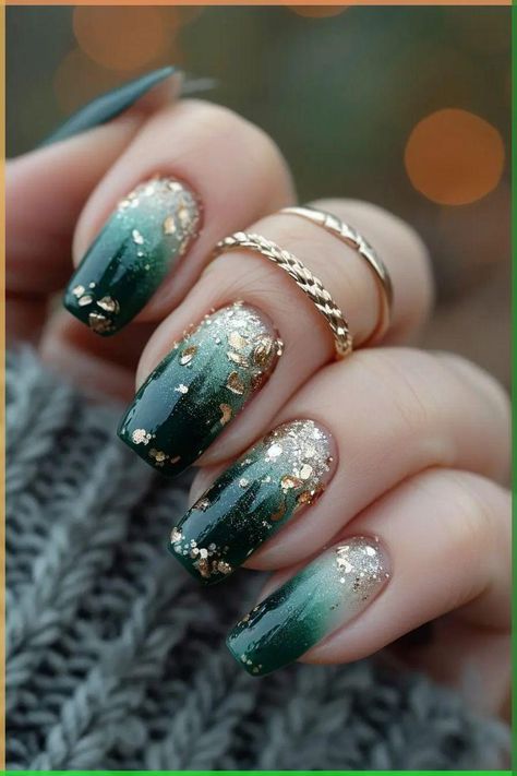 Green Gold Ombre Nails, Green And Gold Ombre Nails, Green And Gold Nails Ideas, Gold Green Nails, Green Ombré Nails, Peter Pan Nails, Green And Gold Nail Designs, Green Gold Nails, Green Ombre Nails