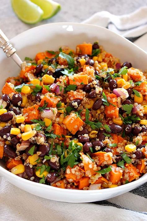 Quinoa Salad Recipes Healthy, Black Bean Quinoa Salad, Bean Quinoa Salad, Bean Quinoa, Sweet Potato Black Bean, Quinoa Salad Recipe, Lunch Prep, Black Bean Quinoa, Resep Salad