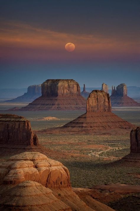 Monument Valley Navajo Tribal Park on the Utah Monument Valley Arizona, Beautiful Landscape Photography, Red Rocks, American Southwest, Landscape Pictures, Rock Formations, Nature Images, Nature Wallpaper, Nature Travel