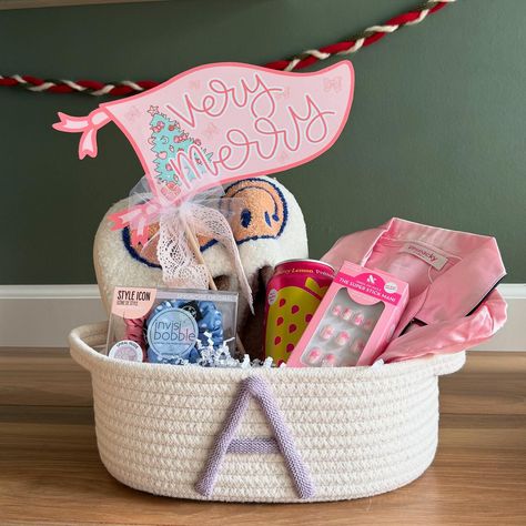 If you need gift ideas for the tweens/teens in your life, comment GIRLY below and I’ll send over a list of great gift suggestions! I love putting together gift baskets for all different ages and interests & can’t wait to share them with you. 🎁 #customgiftbasket #custombasket #teenchristmasgifts #christmasgiftbaskets #christmasgifts #christmasgiftideas #girlychristmas #christmasideasforkids Birthday Baskets, Kids Gift Baskets, Teen Christmas Gifts, Birthday Basket, Gift Suggestions, Christmas Gift Baskets, Gift Basket, Kids Christmas, Gift Baskets