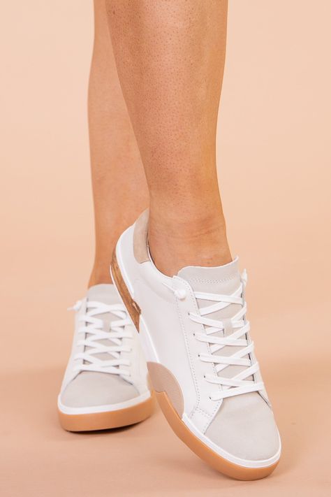 Dolce Vita Sneakers, Fall Leather, Shop Boutique, White Sneakers Women, Willow Tree, Hey Girl, Sneakers Outfit, Sporty Look, Sneakers Online