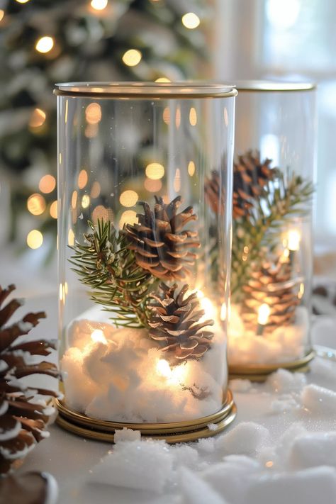 Easy Christmas Wedding Centerpieces, No Christmas Winter Decor, Table Scatter Ideas, Fall Apartment Decor Ideas, Pine Cones In Glass Vase, Christmas Decor Ideas Using Glass Vases, Corporate Christmas Party Ideas Table Decorations, Glass Vases Decor Ideas Centerpieces, Cottage Small Apartment Christmas Decor Ideas