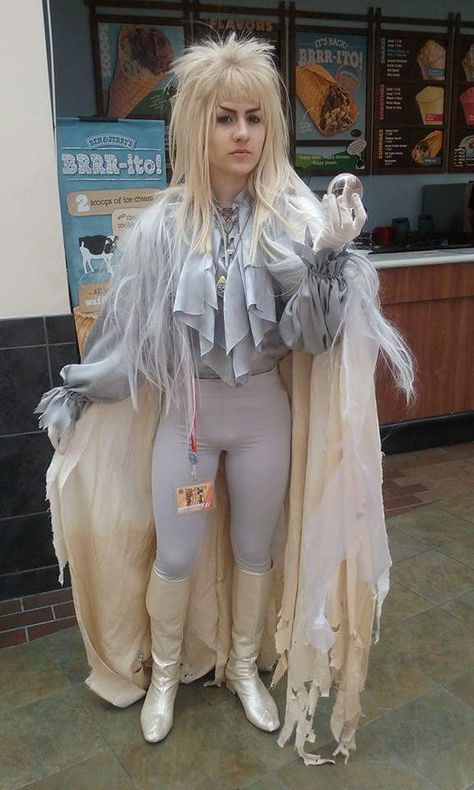 Jareth the Goblin King - White Owl cosplay from Labyrinth (cosplayer: Sami Eddy) Goblin King Halloween Costume, Labyrinth Jareth Costume, Jareth Costume Female, The Labyrinth Cosplay, Goblin King Cosplay, Goblin King Labyrinth Costume, Labyrinth Firey Costume, David Bowie Labyrinth Costume, Jareth The Goblin King Costume