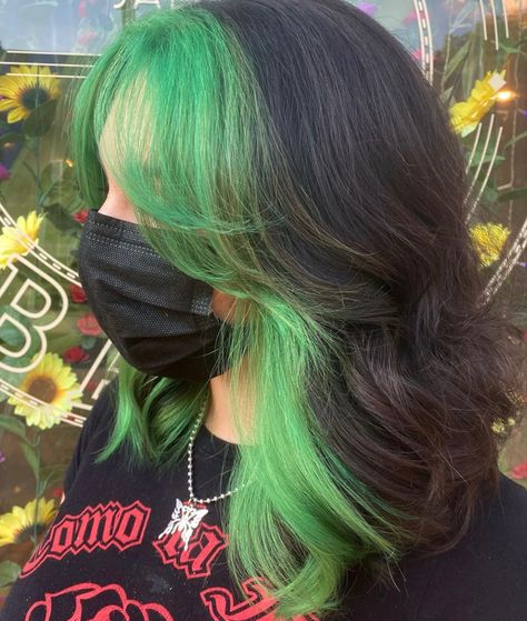 A picture of a hairstyle with green bangs and under dye with a dark brunette top. Green Hair Aesthetic Grunge, Hair Split Color Ideas, Cute Green Hair Ideas, Green Under Dye Hair, Dark Green And Lime Green Hair, Black Hair With Green Front Pieces, Green Hair Colour Ideas, Short Hair With Green Underneath, Green Undertone Hair