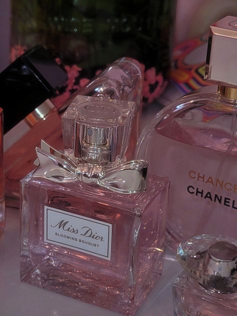 Ms Dior Perfume, Dior Lotion, Ms Dior, Anything Aesthetic, Expensive Perfume, Day Party Ideas, Dior Perfume, Birth Day, Perfume Lover