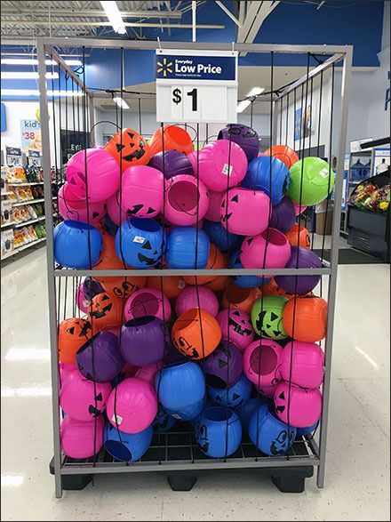 Prepared for a Halloween crush of business Walmart rolls out the penultimate in trick-or-treat Pumpkin Pail displays. Access is through the Bungee Corded sides which stretch to allow product to pas… Pumpkin Pail, Store Design Boutique, Bungee Cord, Trick Or Treater, Funny Pins, Store Design, Fall Halloween, Trick Or Treat, Ariana Grande