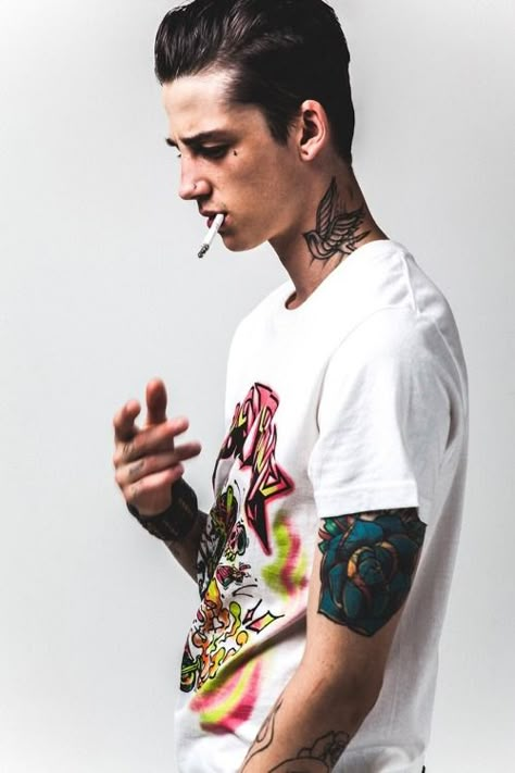 ash stymest Teardrop Tattoo, Ash Stymest, Body Picture, Celebrity Dads, Tattoo Models, The Raven, Boys Boys Boys, Neck Tattoo, Male Models