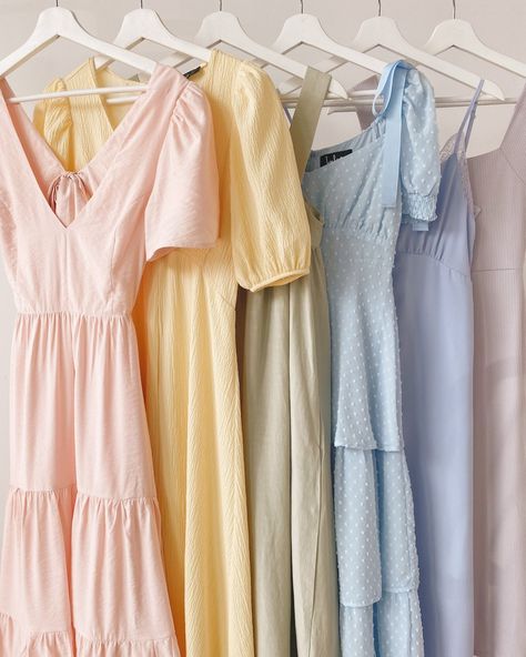 https://www.instagram.com/p/CM7Lxf9Agzy/?igshid=1inzzc4ik8d8s Pastel Clothes Outfits, Pastel Color Outfit, Pastel Outfit Ideas, Pastel Dress Outfit, Vestidos Color Pastel, Cute Pastel Outfits, Pastel Color Dress, Outfits Pastel, Pastel Dress