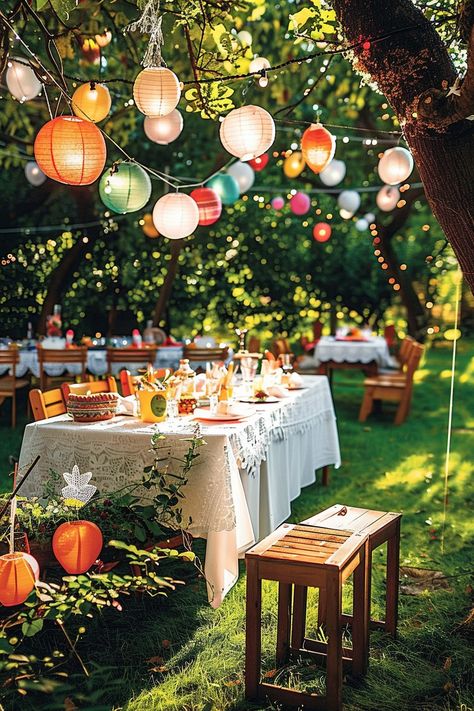 Garden Party Decorations: Elegant and Festive Ideas - Quiet Minimal Garden Party Small Wedding, Engagement Garden Party Decorations, Small Yard Party Set Up, Outside Garden Party Ideas, Loft Birthday Party Decor, Art Deco Garden Party, Summer Garden Party Ideas Decor, French Garden Party Ideas, Garden Cocktail Party Decorations