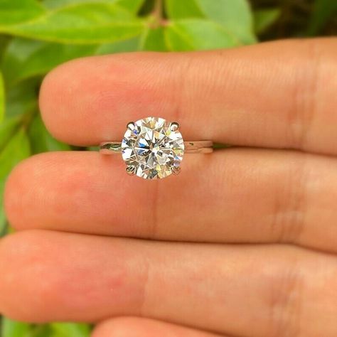 Looking for a stunning engagement ring? Check out this collection of beautiful Moissanite rings! Available in different shapes and metal types, our rings are customizable to fit perfectly on your finger. Get yours now! 💍💎 #MoissaniteEngagementRing #CustomizableRing #Diamondberry #EngagementRing #WeddingRing #eBay #eBayStore #Diamondberry #Moissanite Engagement Rings Round Gold, Round Solitaire Ring, Round Solitaire Rings, Sterling Silver Promise Rings, Engagement Ring Round, Simulated Diamond Rings, Yellow Gold Diamond Ring, Cz Rings Engagement, Round Solitaire