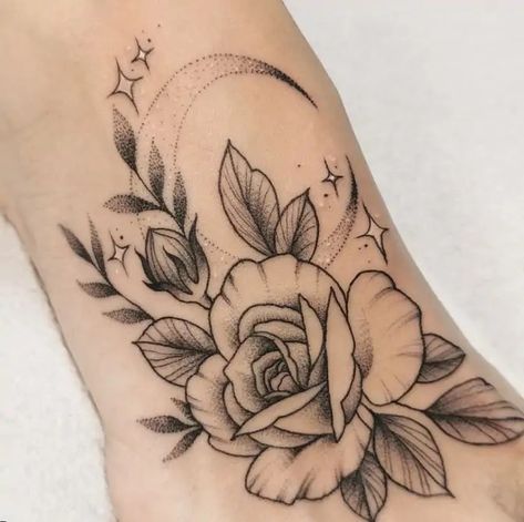 Moon And Stars Tattoo Designs, Moon And Star Tattoos, Stars And Moon Tattoo, Stars Tattoo Designs, Bestie Tattoo Ideas, Moon And Stars Tattoo, Moon Star Tattoo, Rose Reference, Arm Sleeve Tattoos For Women