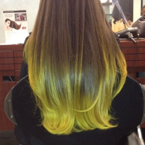 Neon yellow tips on natural hair Black And Yellow Hair, Neon Yellow Hair, Yellow Tips, Hair Tint, Yellow Hair, Neon Yellow, Black N Yellow, Natural Hair, Natural Hair Styles