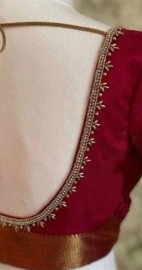 Blouse Simple Aari Work Design, Arri Blouse Designs Latest, Pattu Saree Blouse Back Neck Designs, Boat Neck Blouse Designs Latest For Silk Saree, Rama Green Blouse Designs, Blouse Beads Work Simple, Border Blouse Designs Latest, Sequence Embroidery Design, Simple Aari Work Designs