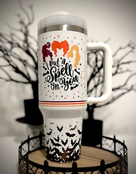 Water Bottle Art, Starbucks Cup Design, Hocus Pocus Halloween, Coffee Mug Designs, Cricut Explore Projects, Halloween Tumbler, Gifts To Buy, Preppy Stuff, 40 Oz Tumbler