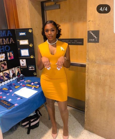 Sgrho Probate Outfits, Sgrho Photoshoot, Sgrho Outfits, Sigma Gamma Rho Outfits, Big Poodle, Sorority Photoshoot, Sorority Fashion, Sorority Sisterhood, Sigma Gamma Rho Sorority