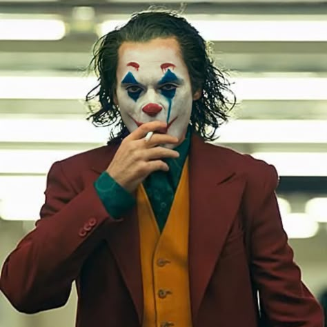 Arthur Joker, Arthur Fleck Joker, Harley Quinzel, Joaquin Phoenix Joker, Sketching Reference, Hannibal Lector, Joker Joaquin, I'm Looking Respectfully, Looking Respectfully