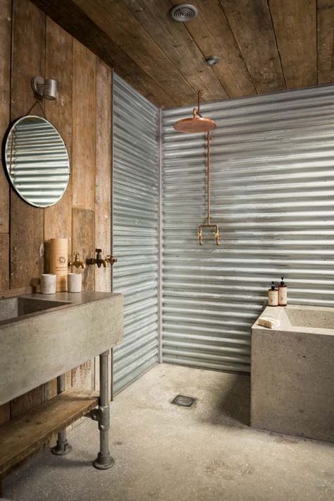 1 Kindesign's top 25 most re-pinned bathrooms of 2015 Makeover Kamar Mandi, Rustic Bathroom Lighting, Floor Inspiration, Rustic Farmhouse Bathroom, Bathroom Shower Design, Cabin Bathroom, Cabin Bathrooms, Rustic Bathroom Designs, Industrial Bathroom