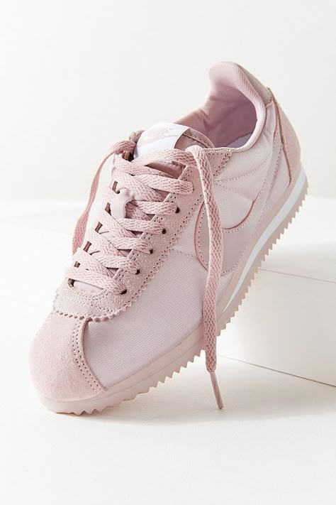 Nike Classic Cortez Nylon Sneakers Nike Cortez Shoes, Cortez Shoes, Urban Wear Women, Nike Classic Cortez, Classic Cortez, Fashion Catwalk, Sneakers Fashion Outfits, Ladies Sandals, Nike Classic