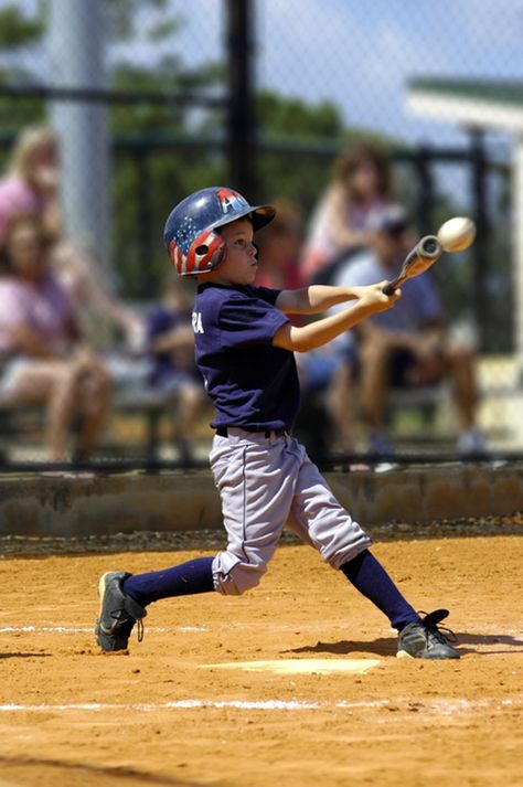 Shutter Speed Chart, Sports Photography Tips, Baseball Photography, Baseball Hitting, Little League Baseball, Baseball Pictures, Baseball Photos, Sport Video, Youth Baseball