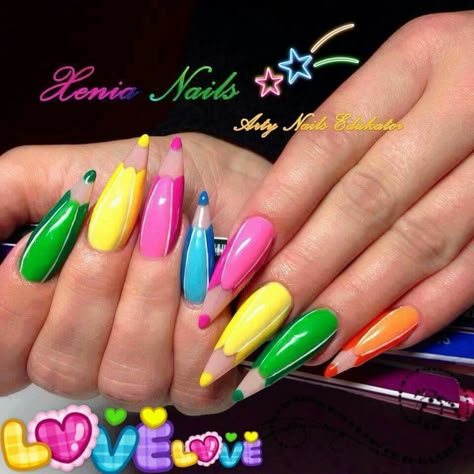 Stiletto Shaped Nails, Pencil Nails, Crazy Nail Art, Nail Art For Beginners, Crazy Nails, School Nails, Beautiful Nail Designs, Unique Nails, Beautiful Nail Art