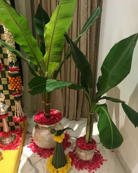 Ugadi Decorations At Home, Puja Decoration At Home, Puja Decoration Ideas, Gauri Decoration, Puja Decoration, Puja Decor, Home Flower Decor, Pooja Decor, Pooja Decoration