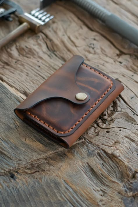 Simple Leather Wallet, Front Pocket Wallet Men, Leather Bag Tutorial, Diy En Cuir, Leather Wallet Design, Best Leather Wallet, Slim Wallet Men, Leather Wallet Pattern, Small Leather Wallet