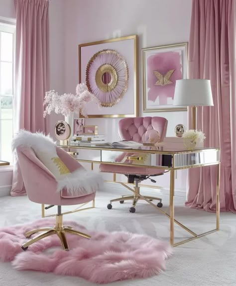 Princess Office, Pink Office Ideas, Girly Office Space, Feminine Home Office Classy, Girly Office Decor, Pink Home Office, Pink Office Decor, Girly Office, Chic Office Decor