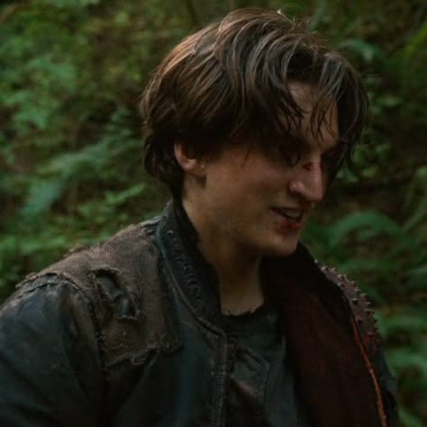 Richard Harmon The 100, Murphy The 100 Icon, John Murphy Icon, John Murphy Aesthetic, Cursed Disney, Murphy 100, The 100 Murphy, Dystopian Men, John Murphy The 100