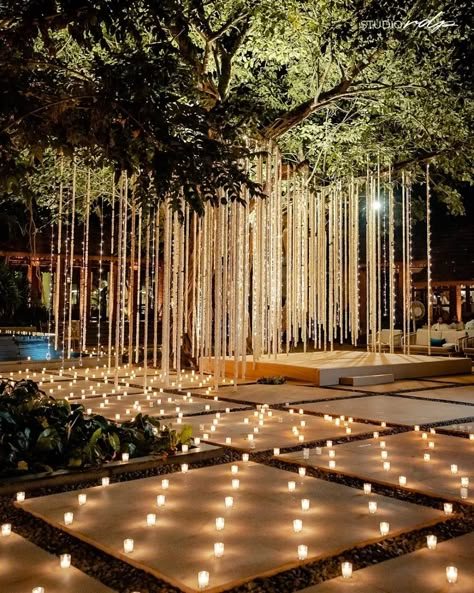 All The Details From Kiara Advani’s Sister Ishita’s Wedding - ShaadiWish Night Mandap Decor, Mehendi Event Ideas, Indian Engagement Party Ideas, Pastel Engagement Decor, Shadi Mandap Decoration, Outdoor Wedding Decorations Indian Night, Indian Stage Decor, Outdoor Mehendi Decor Ideas, Sangeet Decoration Night Outdoor