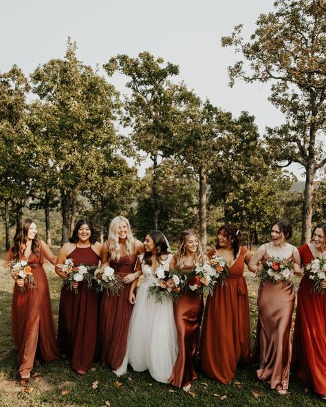 Wedding Fall Bridesmaid Dresses, Mixed Bridesmaid Dresses, Bridesmaid Dress Color Schemes, Copper Bridesmaid Dresses, Fall Bridesmaid, Mix Match Bridesmaids, Fall Wedding Bridesmaids, Fall Wedding Color Schemes, Rust Bridesmaid Dress