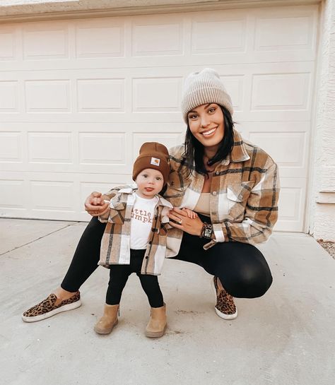 Mommy and me outfit // Baby girl fall outfit // October baby toddler // fall baby // instagram baby Girl Toddler Fall Outfits, Fall Toddler Outfits Girl, Baby Boy Pumpkin Patch Outfit, Infant Fall Outfits Girl, Baby Fall Outfits Girl, Newborn Fall Outfits, Fall Mommy And Me Outfits, Mommy And Me Fall Outfits, Baby Girl Outfits Fall