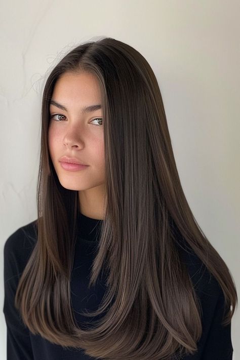 Hair Inspo Long Straight, Textured Brown Hair, Hair Products For Silky Hair, Haïr Cut Straight Hair, Straight Long Brown Hair, Long Haircut For Fine Hair Straight, Haïr Cut For Straight Hair, Haircut For Straight Long Hair, One Length Long Hair