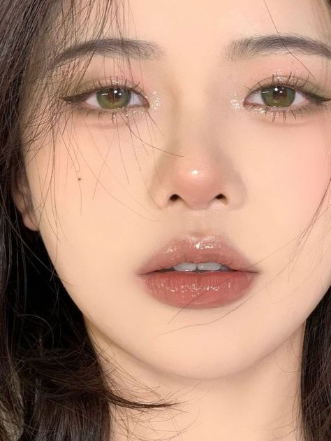 #douyin #Pinterest #explore #makeup #douyinmakeup #instagram #pins #fyp #makeupideas #makeuplooks #photooftheday Asian Makeup Looks, Peach Makeup, Douyin Makeup, Soft Makeup Looks, Cute Eye Makeup, Makeup Face Charts, Ulzzang Makeup, Ethereal Makeup, Photoshoot Makeup