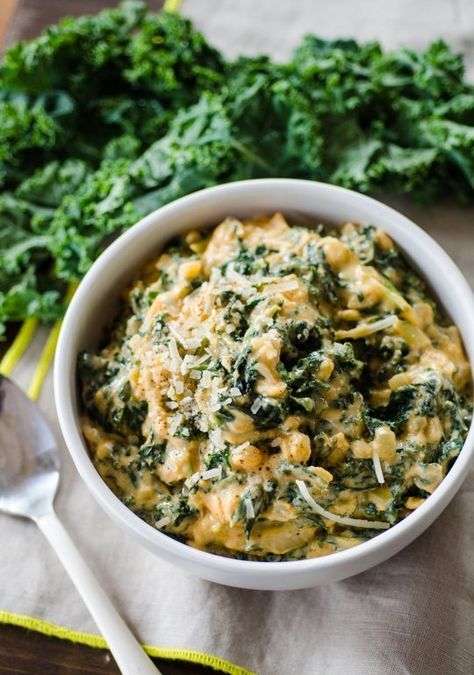 Smoked Creamed Kale Lamb Side Dishes, Creamed Kale, Best Thanksgiving Side Dishes, Vegetarian Thanksgiving, Cranberry Salad, Vegetarian Sides, Kale Recipes, Thanksgiving Side, Creamed Spinach