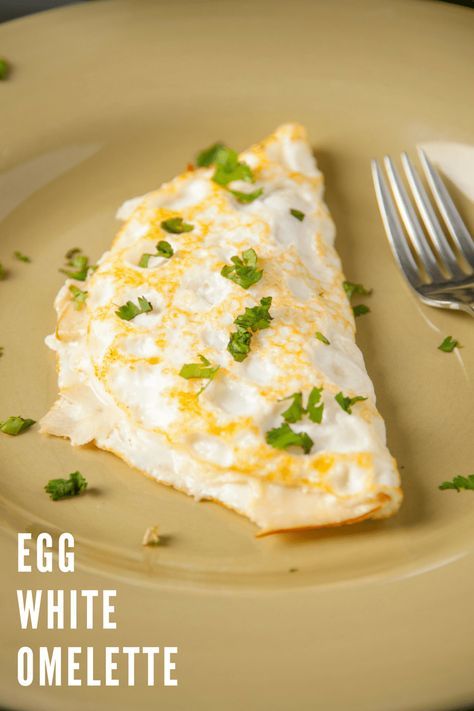 Egg White Omelette Recipe - Improv Oven Egg Whites Omelette, Egg White Omelette Healthy, Egg White Meals, Eggwhites Recipe, Egg White Recipes Healthy, Liquid Egg White Recipes, Egg Whites Breakfast, Oven Omelette Recipe, Recipes Using Egg Whites