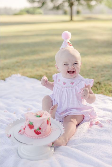 Strawberry First Birthday Cake Smash, Strawberry Smash Cake Photoshoot, Strawberry First Birthday Photo Shoot, Strawberry Birthday Photoshoot, Strawberry Theme Smash Cake, Strawberry Cake Smash Photography, Berry First Smash Cake, Strawberry First Birthday Pictures, 6 Month Smash Cake