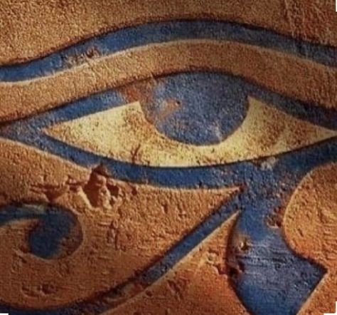 The Eye of Horus and Our Brain Hieroglyphics Tattoo, Ancient Egypt Aesthetic, Egyptian Aesthetic, Starověký Egypt, Ancient Egyptian Deities, Egypt Aesthetic, Ancient Egyptian Symbols, Egyptian Eye, Egyptian Deity