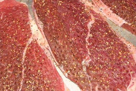 What Are the Different Beef Cuts? Steak Ideas, Cook Lamb, Lamb Shank Recipe, How To Cook Lamb, Jerky Recipes, Deer Meat, How To Cook Beef, Lamb Shanks, Grilling Tips