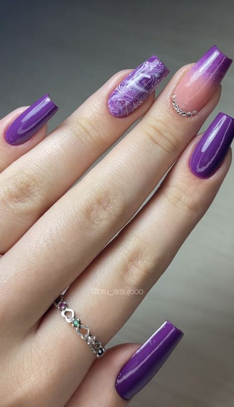 Line Nail Designs, Light Purple Nails, Purple Nail Designs, Nails Now, Lines On Nails, Pretty Nail Art Designs, Long Square Acrylic Nails, Nail Designs Glitter, Sparkly Nails