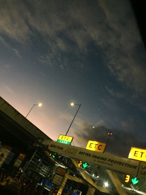 Nlex Road Philippines, Road Trip Philippines, Boyfriend Hair, Aesthetic Views, Morning View, City Aesthetic, Vintage Aesthetic, Manila, Car Pictures