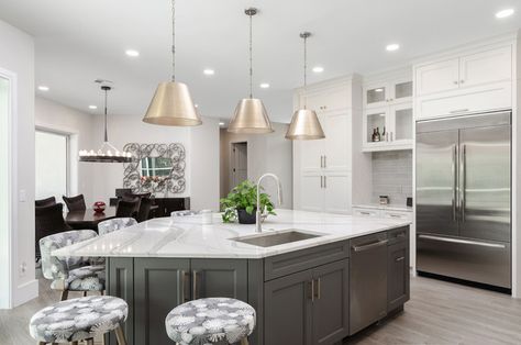 New This Week: 5 Kitchen Island Shapes You Haven’t Thought Of T Shaped Kitchen Island, U Shaped Kitchen Island, Island Shapes, Kitchen Island Shapes, Award Winning Kitchen Design, Grey Kitchen Floor, Building A Kitchen, Kitchens Cabinets, Small Kitchen Island