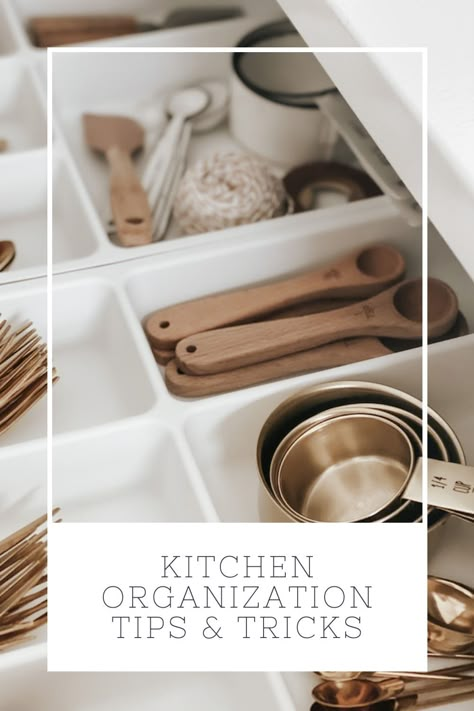 Kitchen Organization Tips, Clever Storage Ideas, Kitchen Pantry Organization, Small Kitchen Organization, Kitchen And Pantry, Renovation Tips, Linen Closet Organization, Kitchen Organization Pantry, Kitchen Organisation