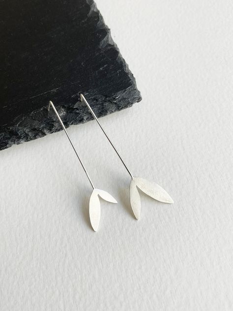 Handmade Silver Jewelry Minimalist, Silver Minimalist Earrings, Geometric Silver Jewellery, Long Bar Earrings, Minimalist Jewelry Silver, Simple Silver Earrings, Handmade Jewelry Business, Thanksgiving Jewelry, Minimalistic Jewelry