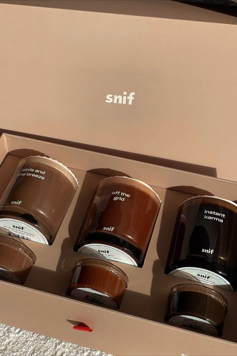 Snif Candle Bundle Kit Review Candles Branding, Bundle Packaging, Candle Content, Noriker Horse, Candle Packaging Ideas, 7 Senses, Candle Making Studio, Candles Business, Coffee Kit