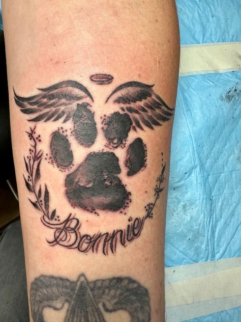 Rottweiler Tattoo, Tattoo With Flowers, Dog Print Tattoo, Dog Memorial Tattoos, Pawprint Tattoo, Beauty Salon Furniture, Memorial Tattoos, Pet Rocks, Salon Furniture