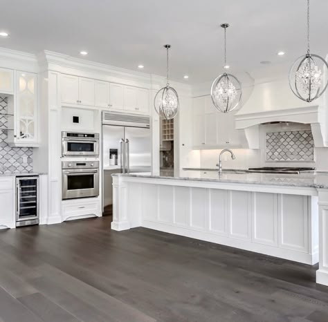 Inspire me home decor Kitchen Lighting Remodel, Beautiful White Kitchens, Kitchen Remodel Inspiration, New Kitchen Cabinets, White Kitchen Design, Dream Kitchens, Kitchen Remodeling Projects, White Kitchen Cabinets, Large Kitchen