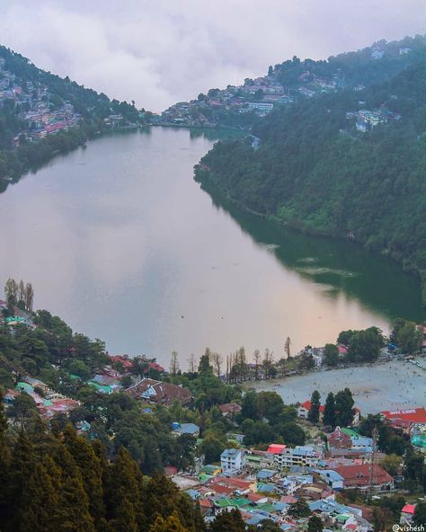 Kedarnath Aesthetic, Uttarakhand Aesthetic, Nainital Aesthetic, Garhwali Culture, Nainital Photography, Devbhoomi Uttarakhand, Uttarakhand Culture, Kedarnath Mahadev, Mountain Person