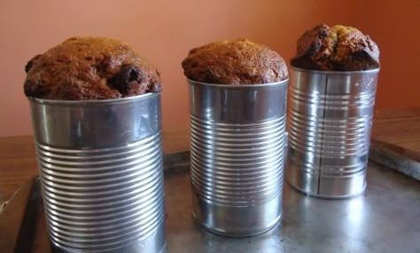 This recipe teaches you how to bake brown bread or quick breads the old fashioned way by using tin cans to make small loaves. Can Bread, Bread In A Can, Can Recipes, Boston Brown Bread, Brown Bread Recipe, Bread Packaging, Bread Shop, Bake Bread, Baking Bread Recipes