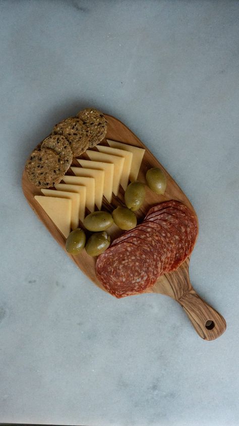 Small Charcuterie Board Ideas Small Charcuterie Board Ideas, Small Charcuterie Board, Living Room Picnic, Small Charcuterie, Variety Food, Cherry Preserves, Charcuterie Board Ideas, Deli Meats, Dried Vegetables