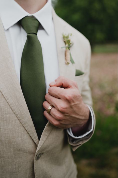 Tan Suit Wedding With Green, Tan Tux Green Tie, Tan Suit With Emerald Green, Army Green Suit Men Wedding, Olive Green Ties Groomsmen, Khaki Suit Green Tie, Tan Wedding Suits With Green, Men Tux Wedding Groom Outfit, Groom Suit With Green Tie